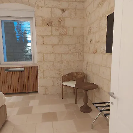 Palazzo Momi Bed & Breakfast Bari