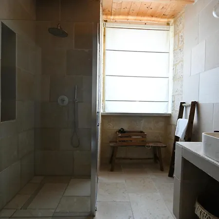 Palazzo Momi Bed & Breakfast