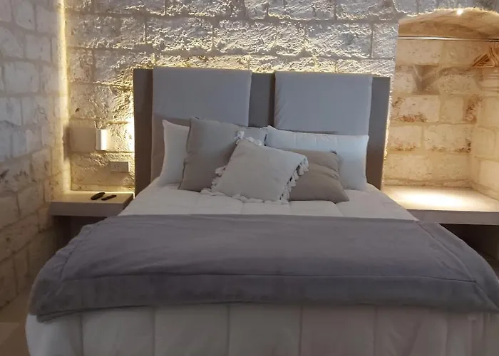Palazzo Momi 3* Bari