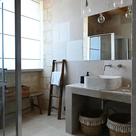 Palazzo Momi 3* バーリ