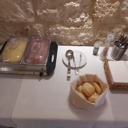 Bed & Breakfast Palazzo Momi Bari