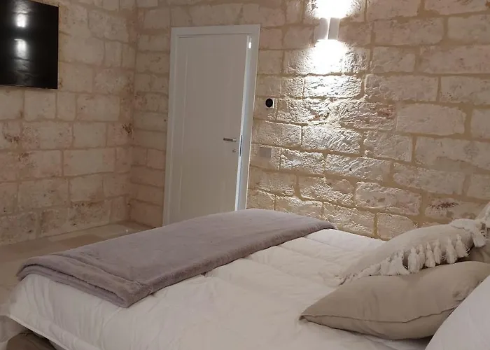 Palazzo Momi Bed and Breakfast Μπάρι