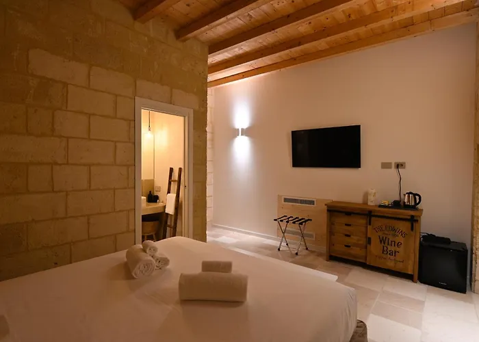 Palazzo Momi לינה וארוחת בוקר