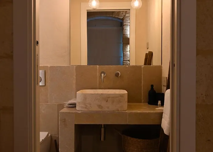 Palazzo Momi Bed and Breakfast 3*