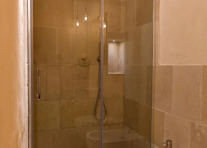 Palazzo Momi לינה וארוחת בוקר בארי