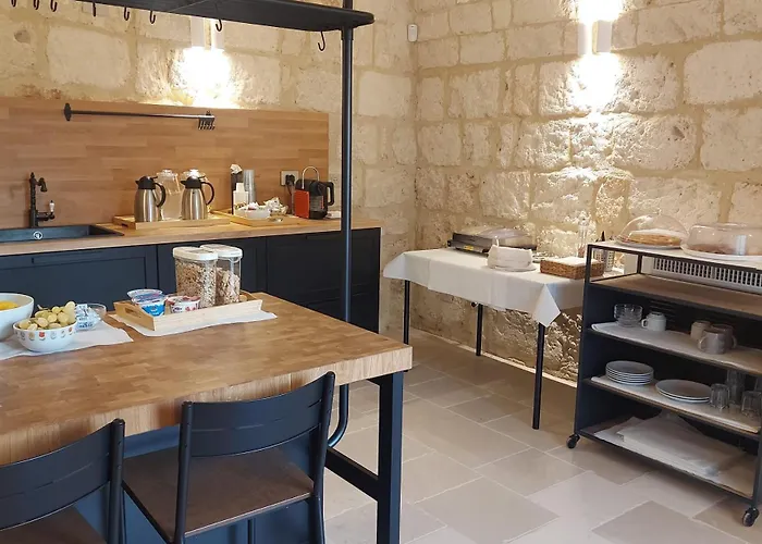 Palazzo Momi Bed and Breakfast 3*